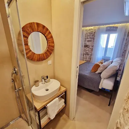 Hidden Oasis Apartment Rovinj Exterior photo